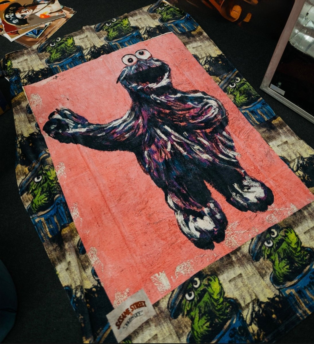 'COOKIE MONSTER' VELVET THROW